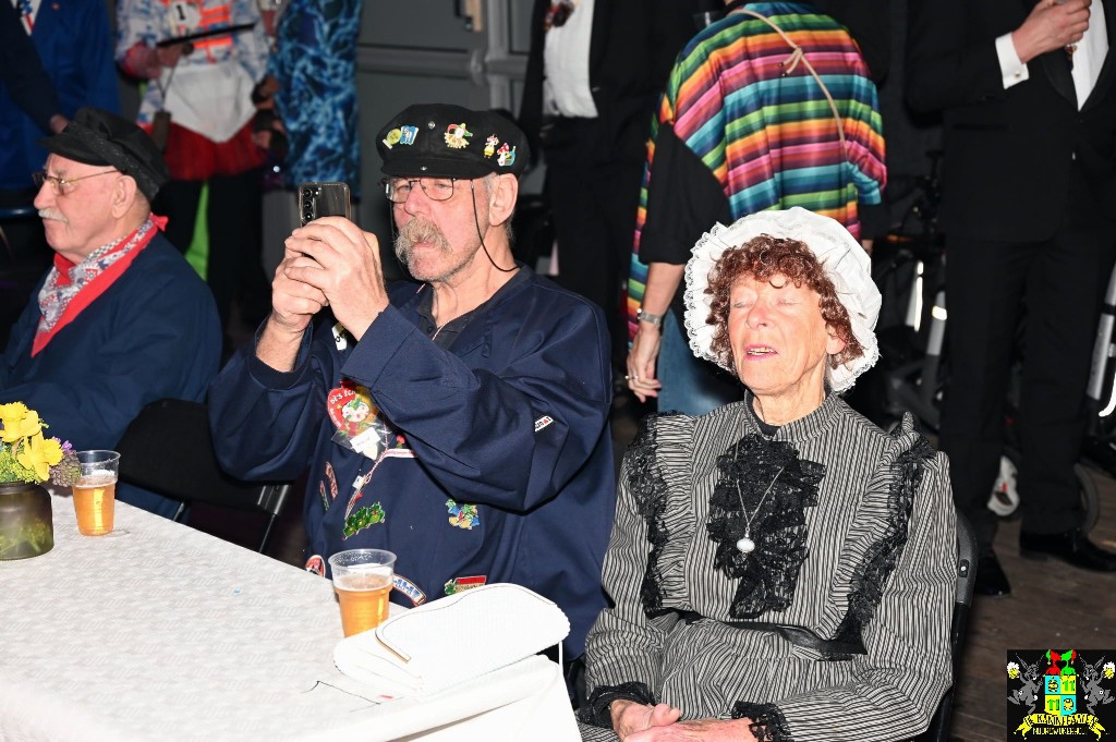 ../Images/Senioren carnaval 2024 276.jpg
